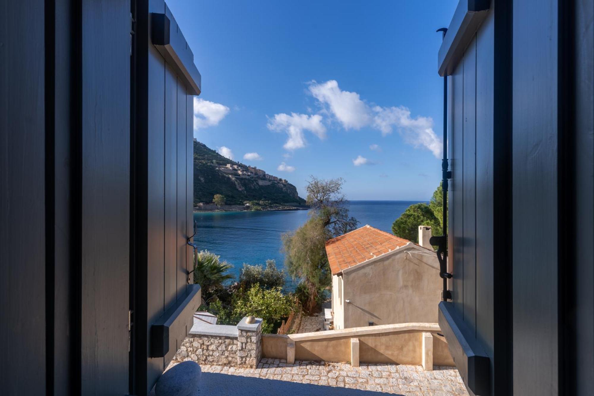 Vina'S Stone House Villa Liménion Exterior foto