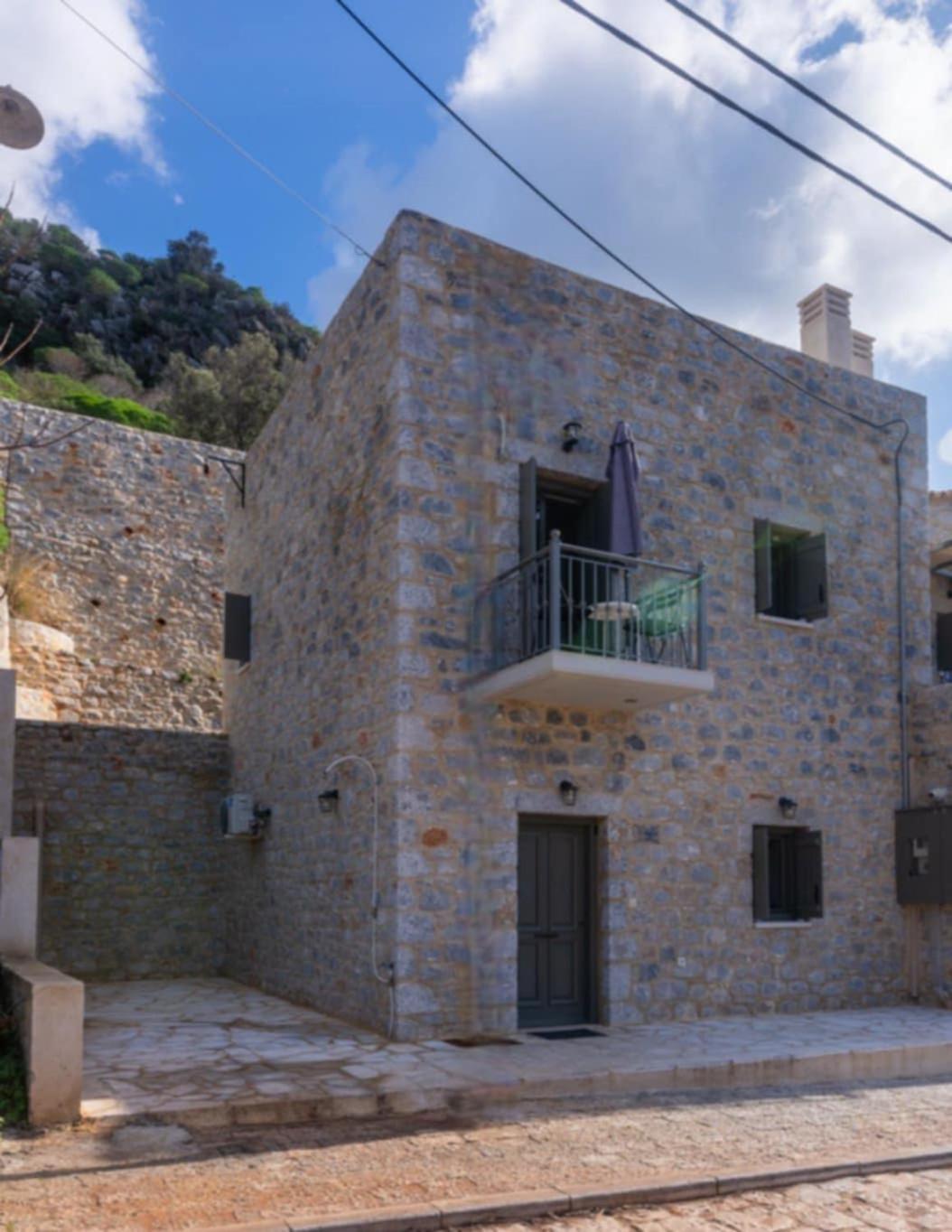 Vina'S Stone House Villa Liménion Exterior foto